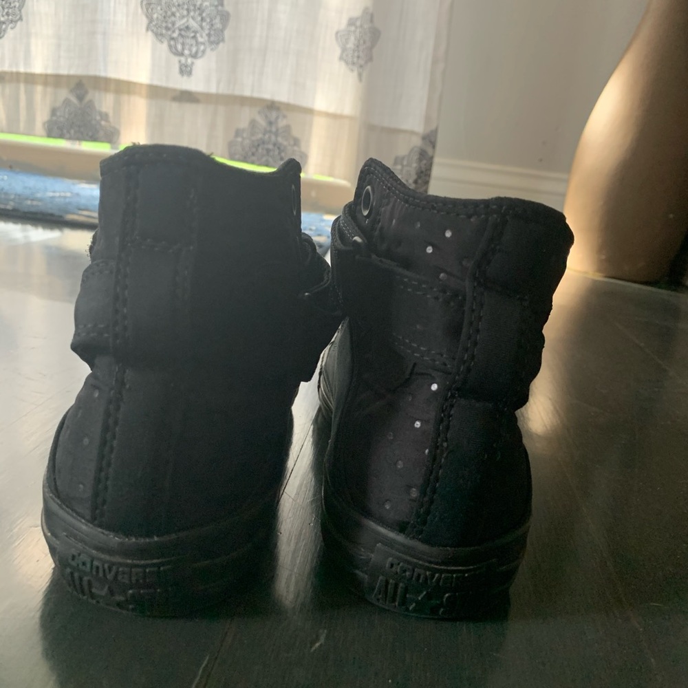 Rare All black converse - Picture 5 of 7
